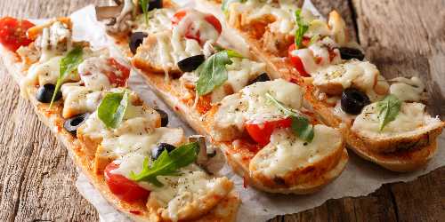 Hidrato + verdura + proteina (Ej: Pan pizza de verduras y queso)