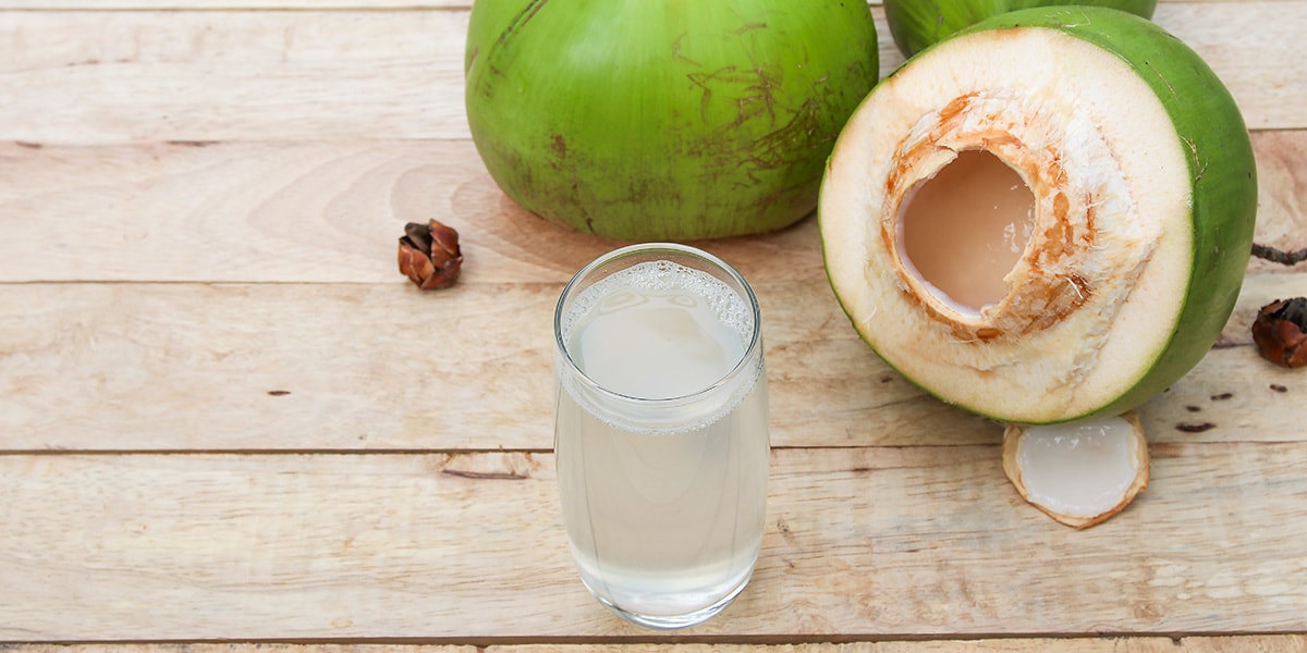 ¿Te apuntas a refrescarte con agua de coco?
