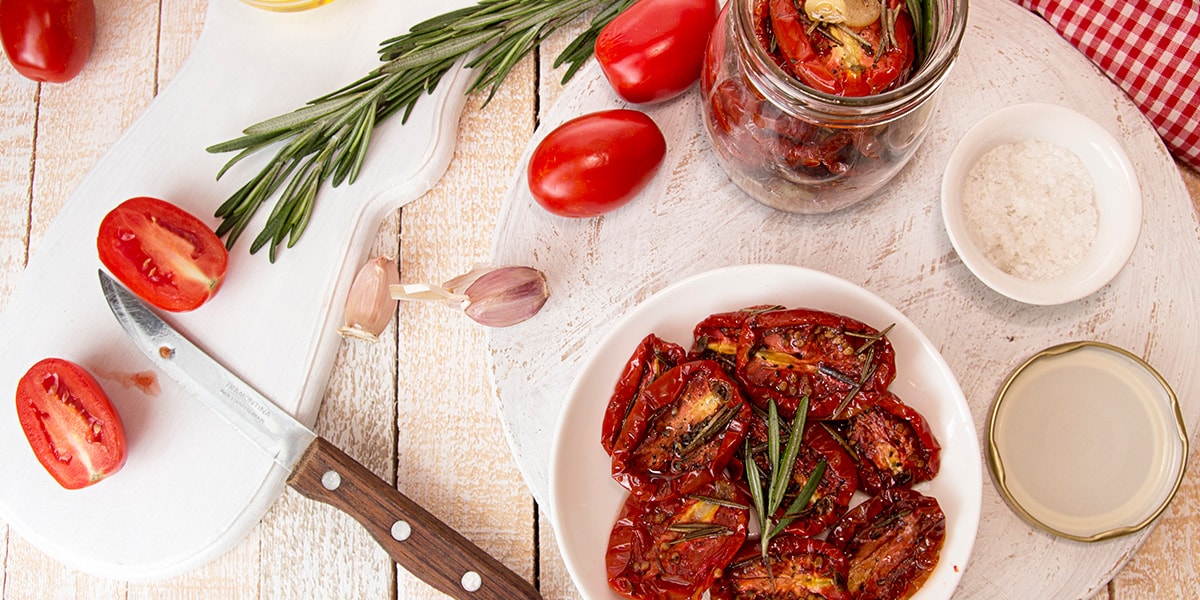 ¿Sabes qué beneficios aportan los tomates secos?